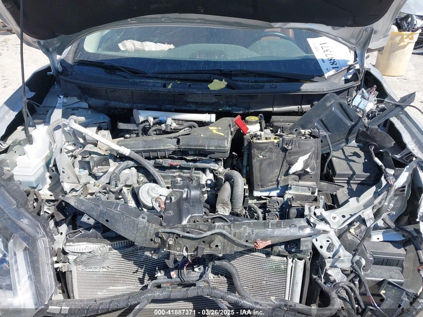 2017 NISSAN ROGUE S/SL/SV - JN8AT2MV0HW022042