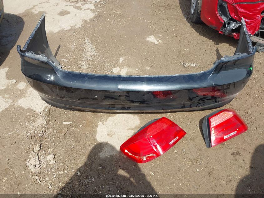 2011 BMW 328I VIN: WBADW3C55BE537992 Lot: 41887838