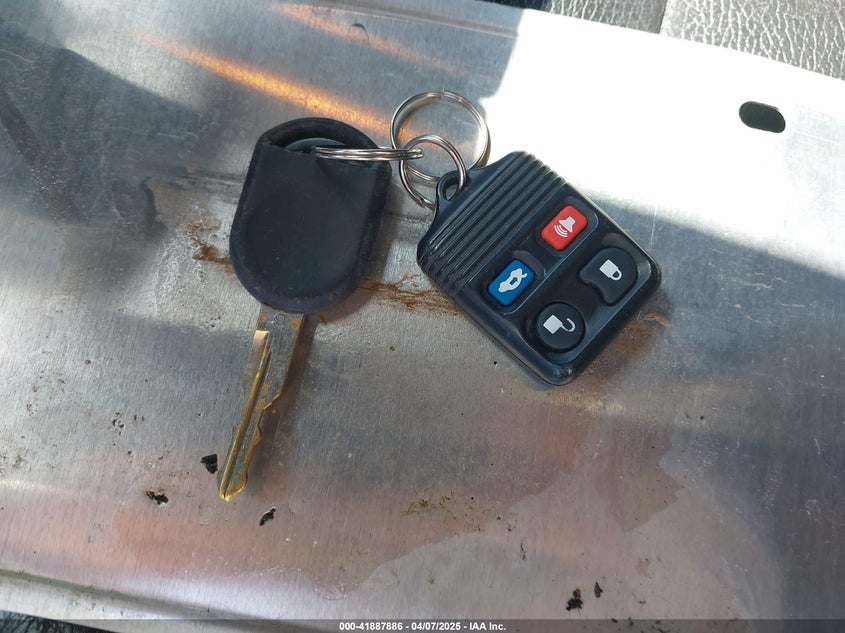 2005 Ford Mustang V6 Deluxe/V6 Premium VIN: 1ZVFT80NX55187265 Lot: 41887886