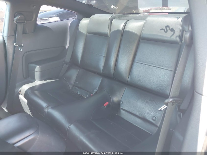 2005 Ford Mustang V6 Deluxe/V6 Premium VIN: 1ZVFT80NX55187265 Lot: 41887886