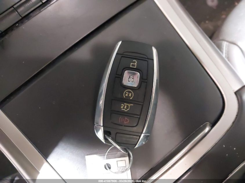 2019 Lincoln Nautilus Reserve VIN: 2LMPJ8L92KBL42653 Lot: 41887906