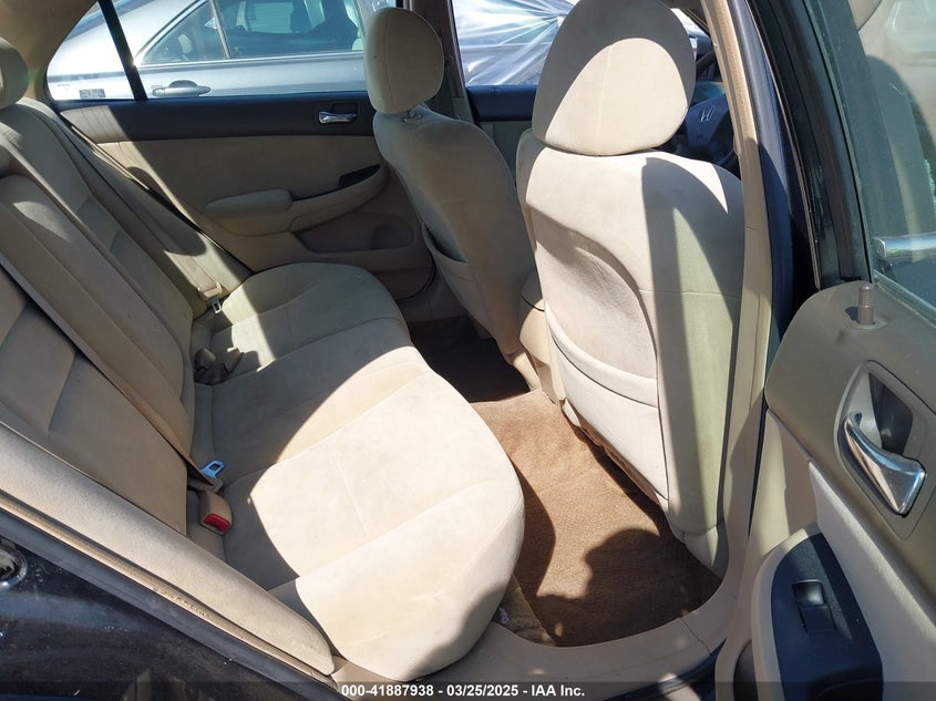 2007 HONDA ACCORD VIN: 1HGCM56417A090693