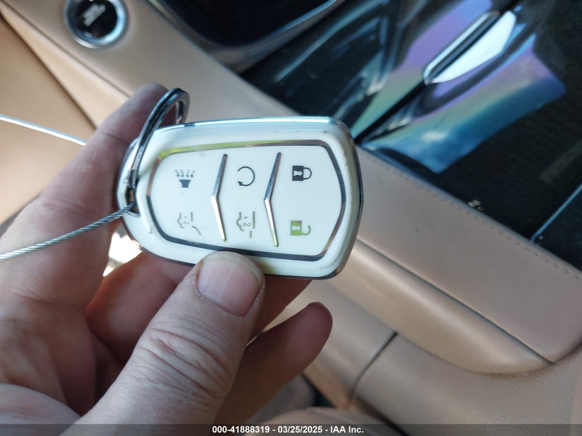 2019 CADILLAC ESCALADE ESV PLATINUM - 1GYS4KKJXKR189506