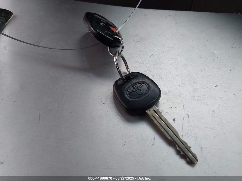 2009 TOYOTA SIENNA VIN: 5TDZK23C69S254244