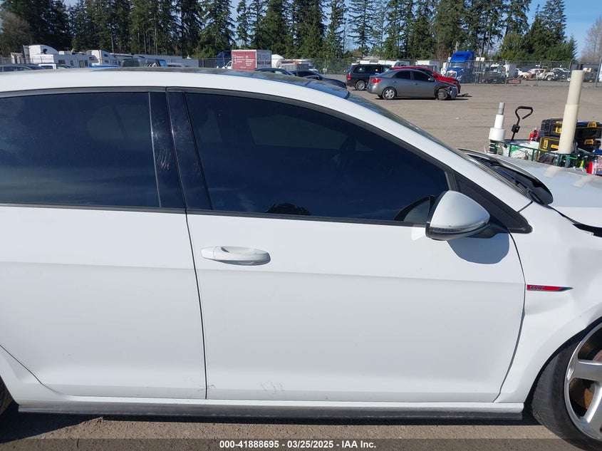 2016 Volkswagen Golf Gti Se W/Performance Package 4-Door VIN: 3VW447AU7GM021044 Lot: 41888695