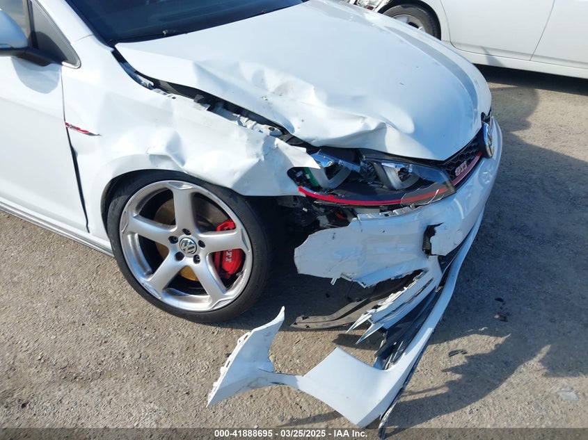2016 Volkswagen Golf Gti Se W/Performance Package 4-Door VIN: 3VW447AU7GM021044 Lot: 41888695