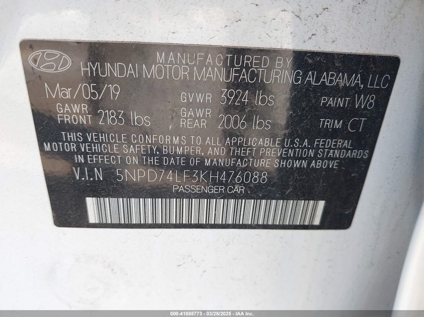 2019 HYUNDAI ELANTRA VIN: 5NPD74LF3KH476088