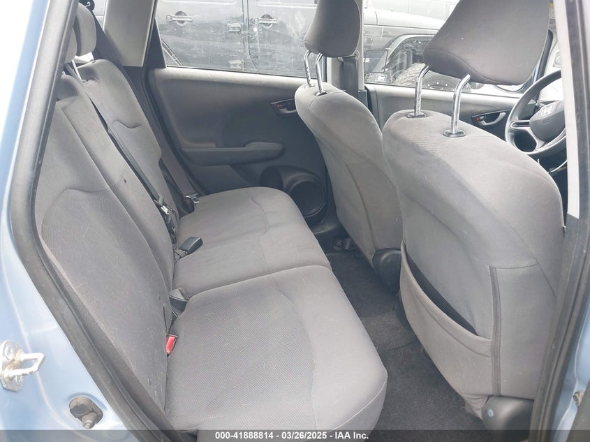 2009 HONDA FIT VIN: JHMGE88269S031998