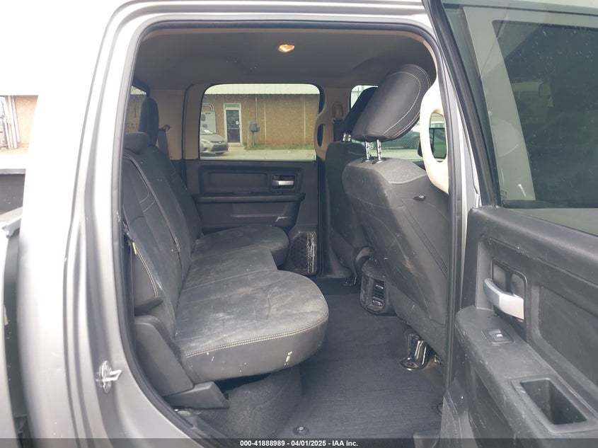 2019 RAM 2500 TRADESMAN  4X4 8' BOX - 3C6UR5HL9KG641236