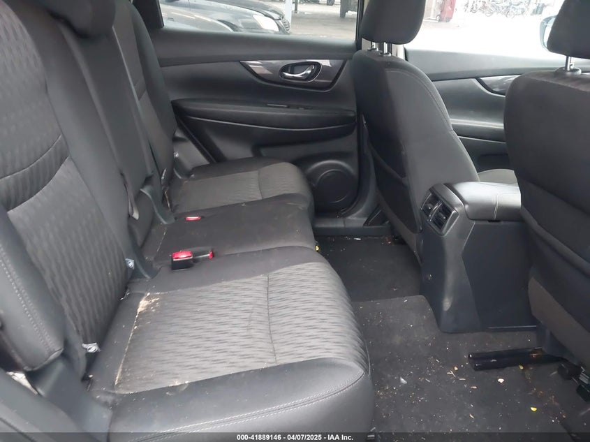 2019 NISSAN ROGUE S - 5N1AT2MV2KC831901