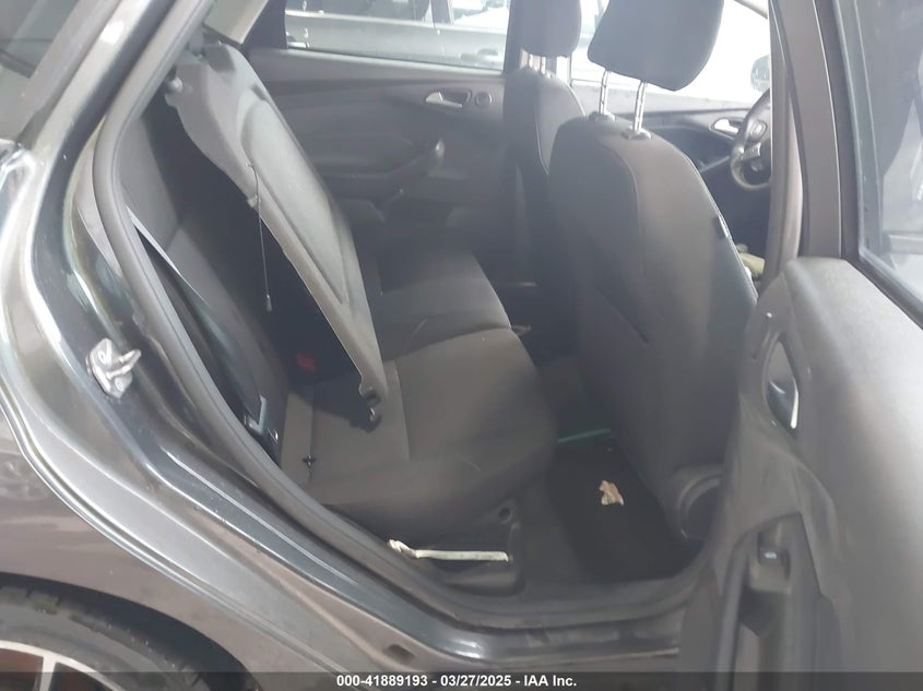 2017 FORD FOCUS VIN: 1FADP3M25HL229946