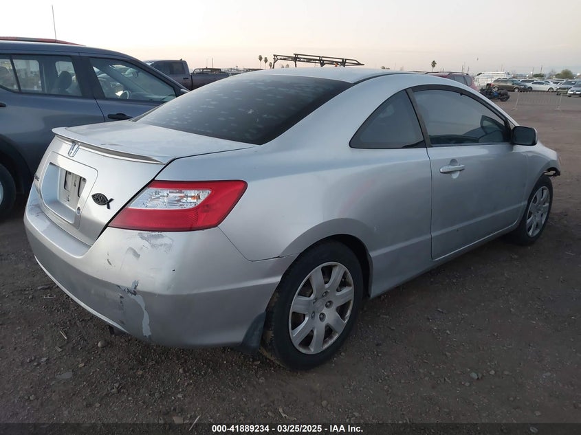 2008 HONDA CIVIC VIN: 2HGFG12638H579412