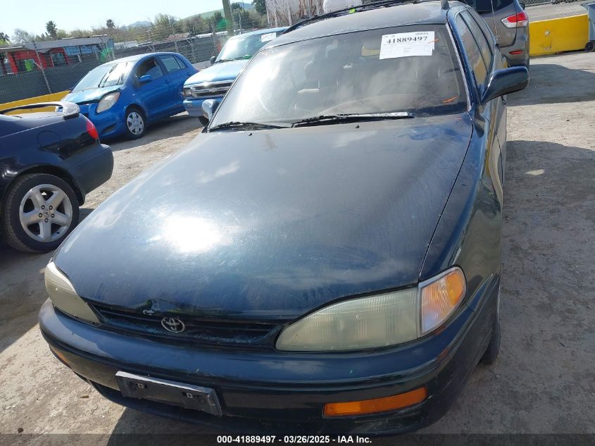 1995 Toyota Camry Le VIN: 4T1SK12W6SU489070 Lot: 41889497