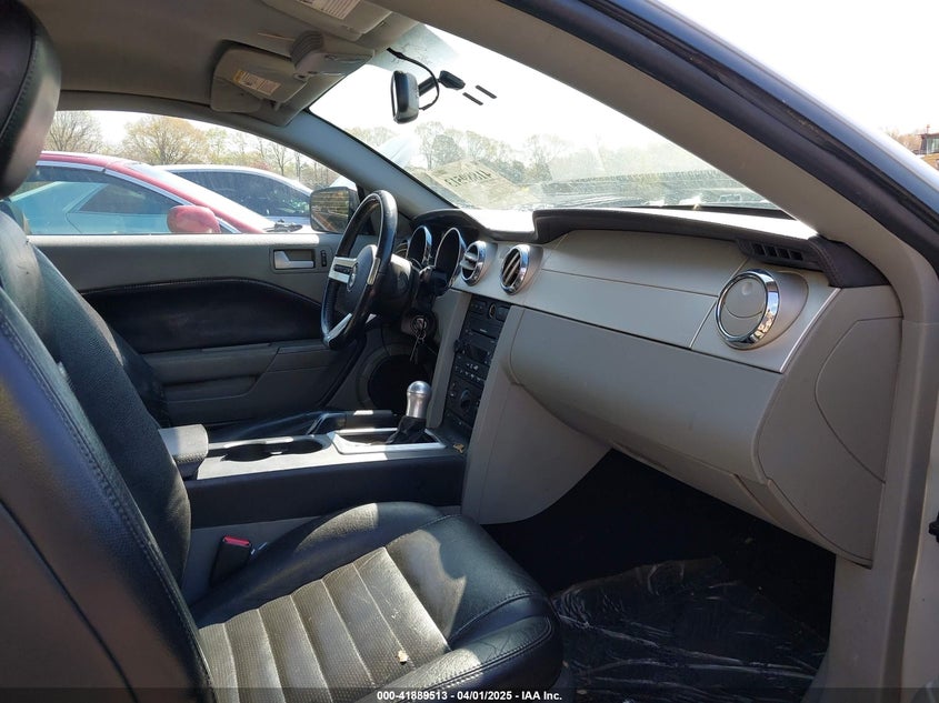 2007 FORD MUSTANG VIN: 1ZVFT82HX75266798