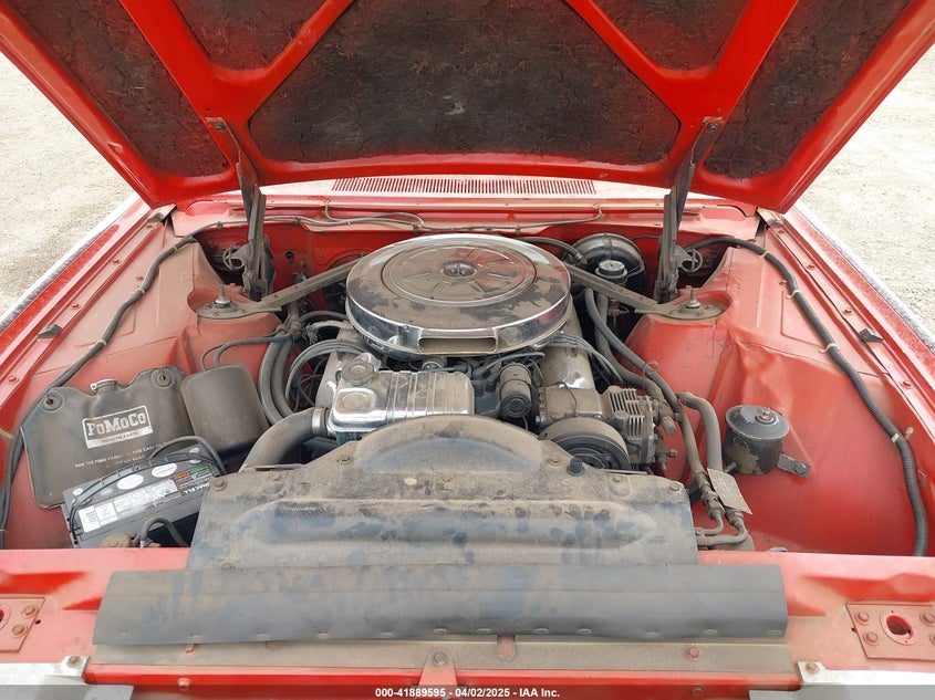 1961 Ford Thunderbird VIN: 1Y712146808 Lot: 41889595