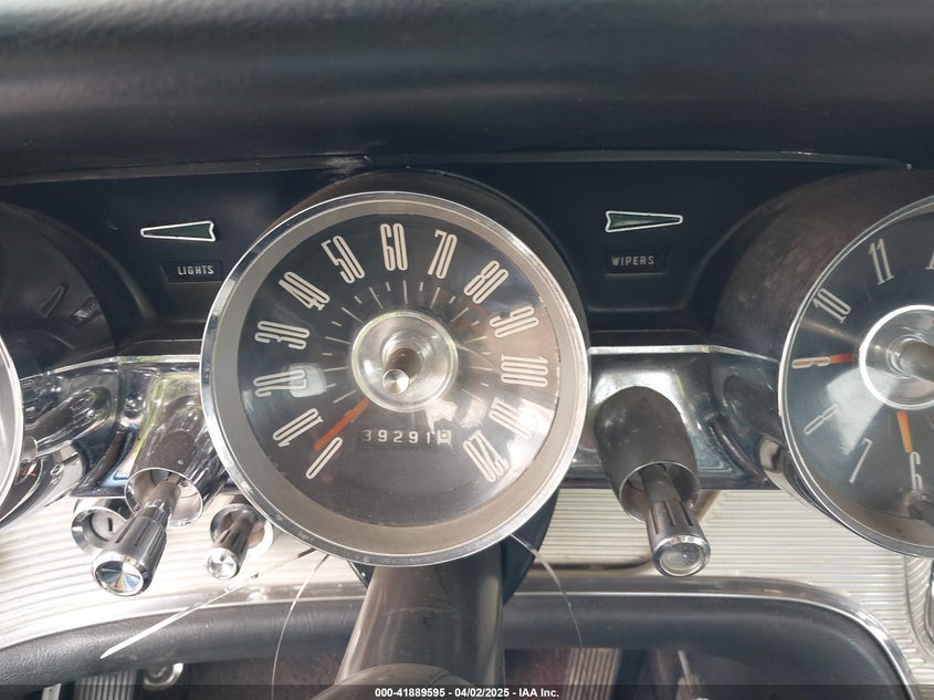 1961 Ford Thunderbird VIN: 1Y712146808 Lot: 41889595