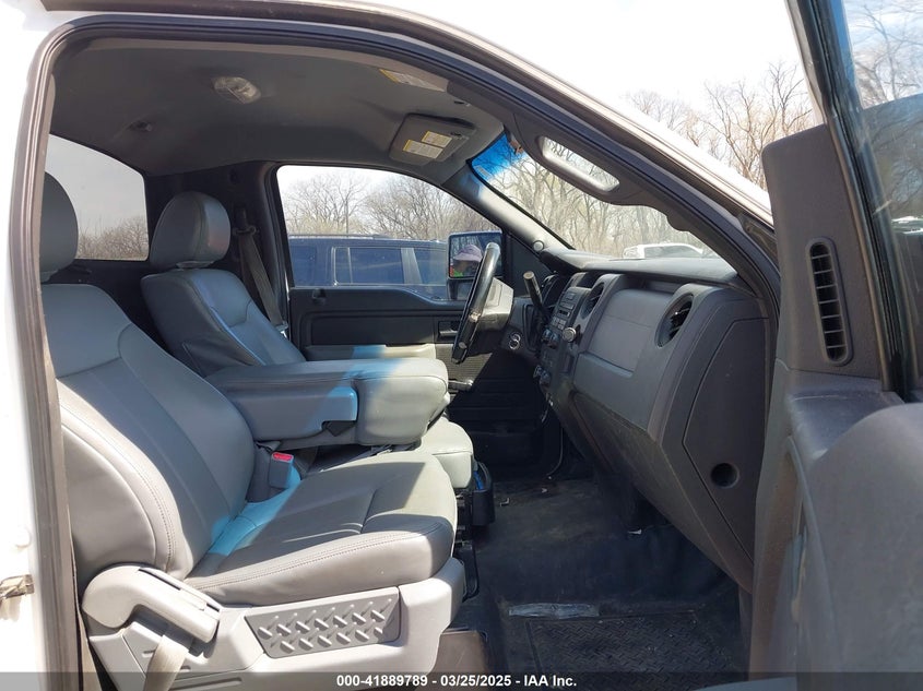 2014 FORD F-150 VIN: 1FTMF1CM1EKD53945