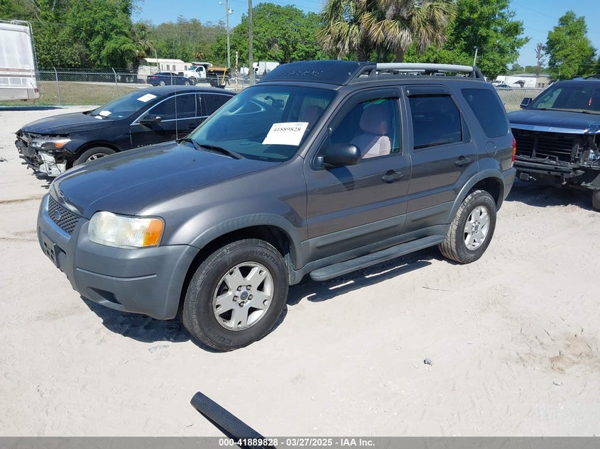 2003 FORD ESCAPE auction photo 2