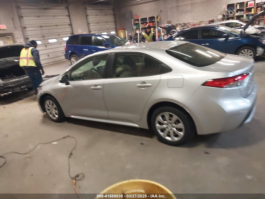 2020 TOYOTA COROLLA LE - JTDEPRAE3LJ087410