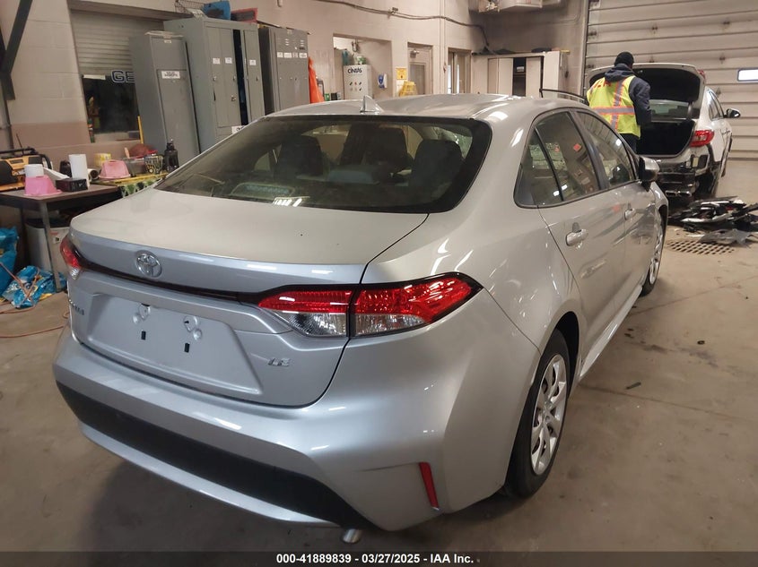 2020 TOYOTA COROLLA LE - JTDEPRAE3LJ087410