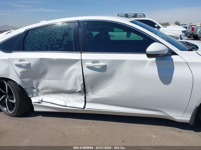 2018 HONDA ACCORD VIN: 1HGCV1F35JA119374