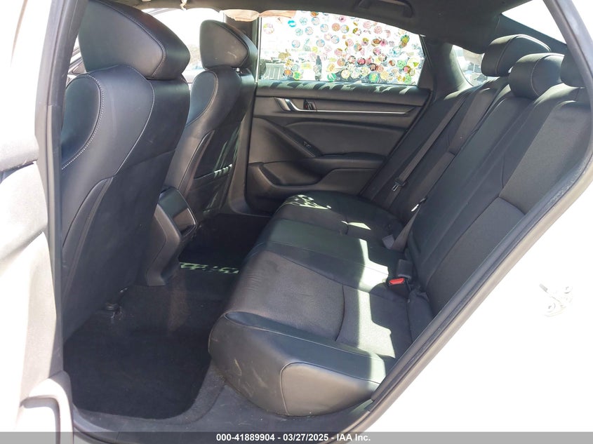 2018 HONDA ACCORD VIN: 1HGCV1F35JA119374