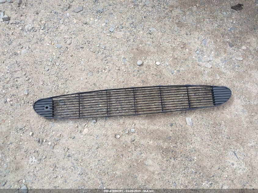 2000 Chevrolet Corvette Hardtop VIN: 1G1YY12G7Y5115827 Lot: 41890391