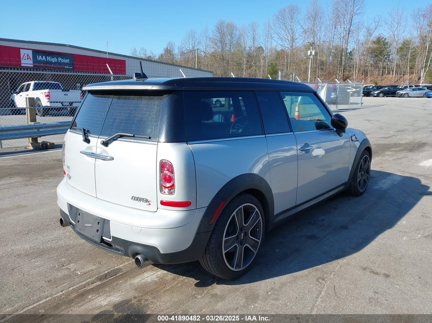 2014 MINI CLUBMAN VIN: WMWZG3C54ET800699