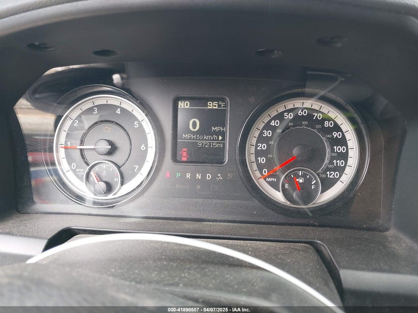 2019 RAM 1500 CLASSIC VIN: 1C6RR7TT0KS601743