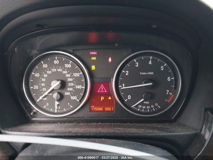 2011 BMW 328I VIN: WBAPH5C57BA445826 Lot: 41890817