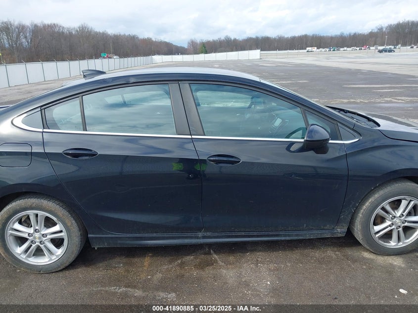 2017 CHEVROLET CRUZE LT AUTO - 1G1BE5SM6H7199168