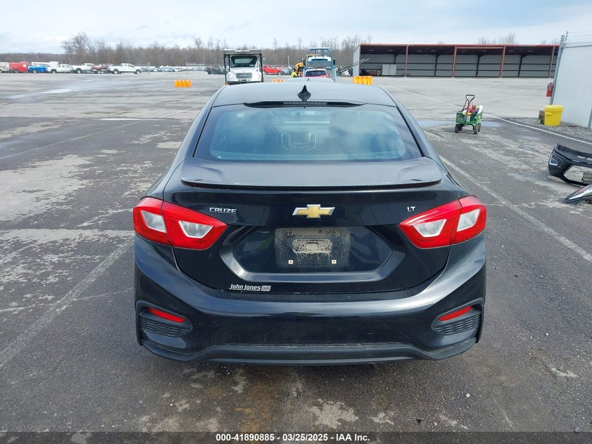 2017 CHEVROLET CRUZE LT AUTO - 1G1BE5SM6H7199168