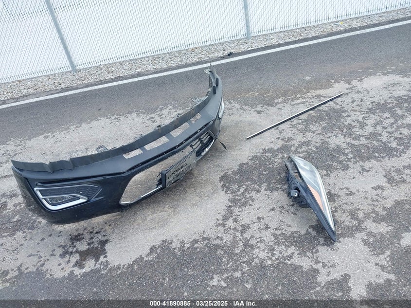 2017 CHEVROLET CRUZE LT AUTO - 1G1BE5SM6H7199168