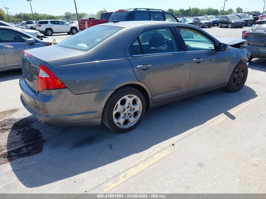 2011 FORD FUSION VIN: 3FAHP0HA2BR132049