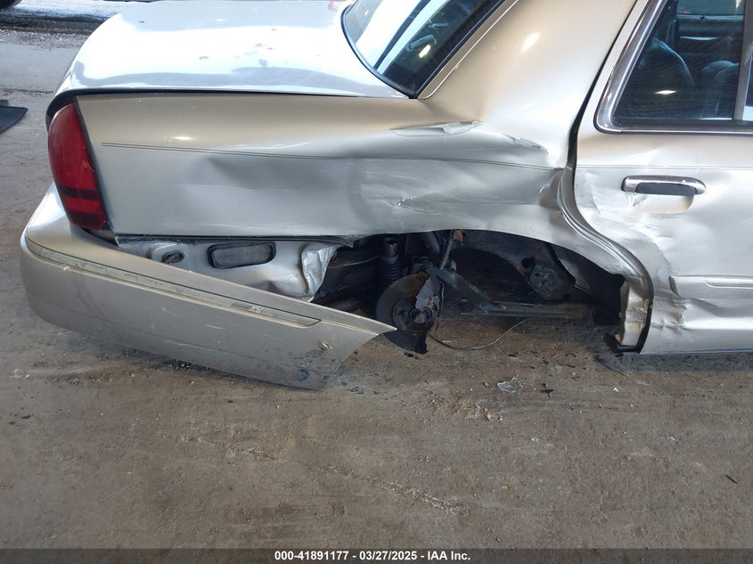 2006 MERCURY GRAND MARQUIS VIN: 2MHFM75V66X624697