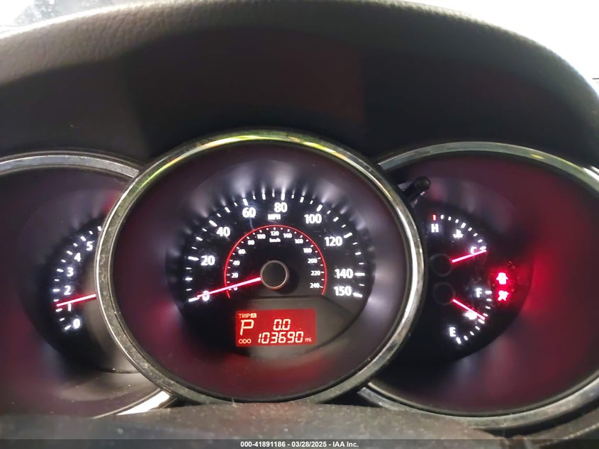 2011 Kia Sorento Lx VIN: 5XYKT4A12BG127151 Lot: 41891186