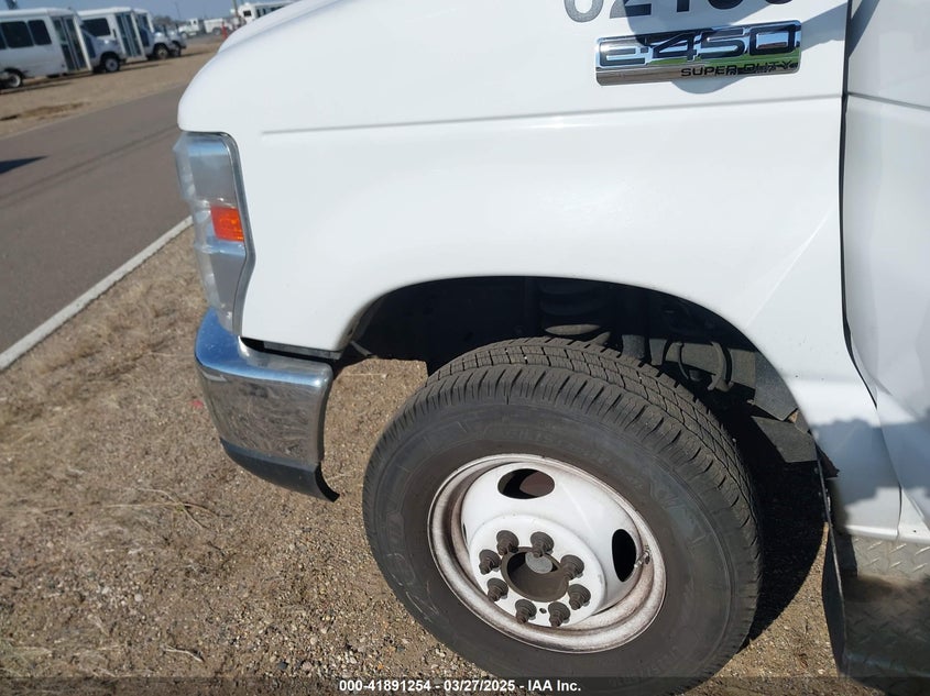 2017 Ford E-450 Cutaway VIN: 1FDFE4FS2HDC67328 Lot: 41891254