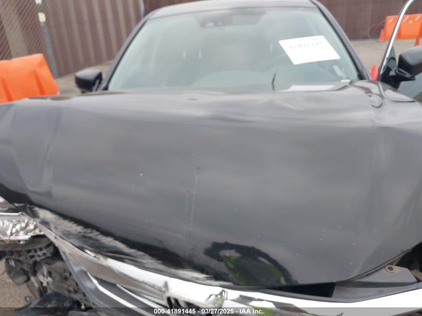 2017 HONDA ACCORD VIN: 1HGCR3F96HA045431