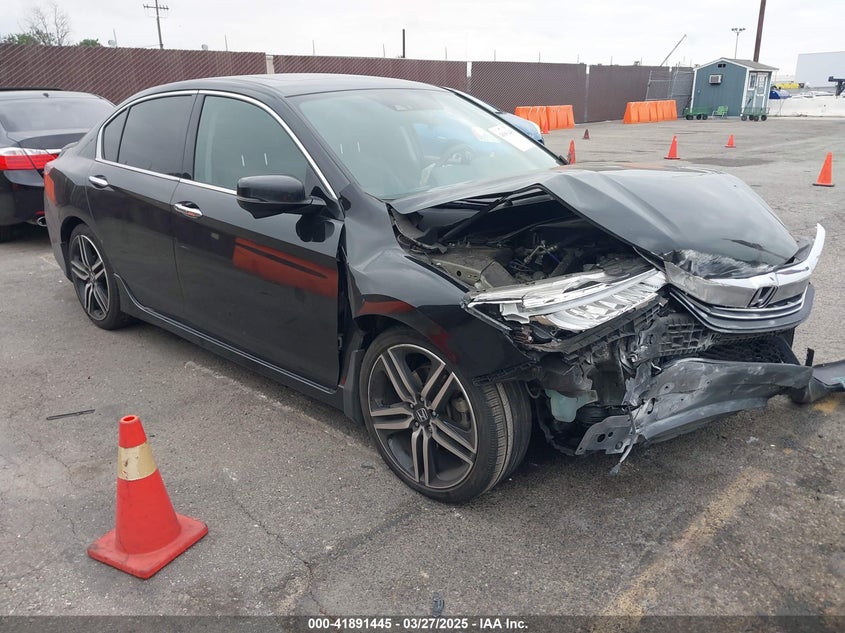 2017 HONDA ACCORD VIN: 1HGCR3F96HA045431