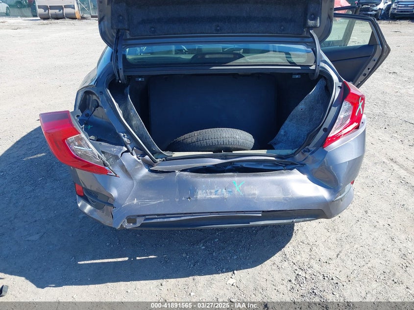 2017 HONDA CIVIC VIN: 2HGFC1F37HH633354