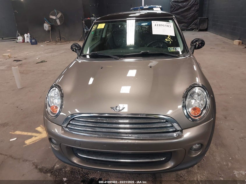 2013 MINI HARDTOP VIN: WMWSU3C55DT679450