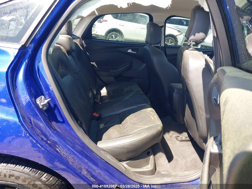 2015 FORD FOCUS VIN: 1FADP3F21FL321890