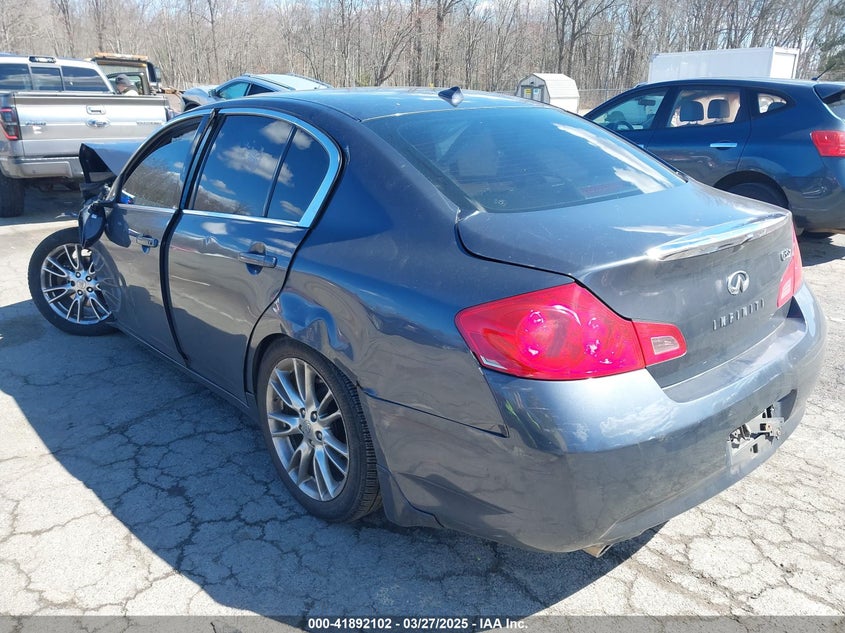 JNKBV61F38M251811 2008 INFINITI G photo no. 3