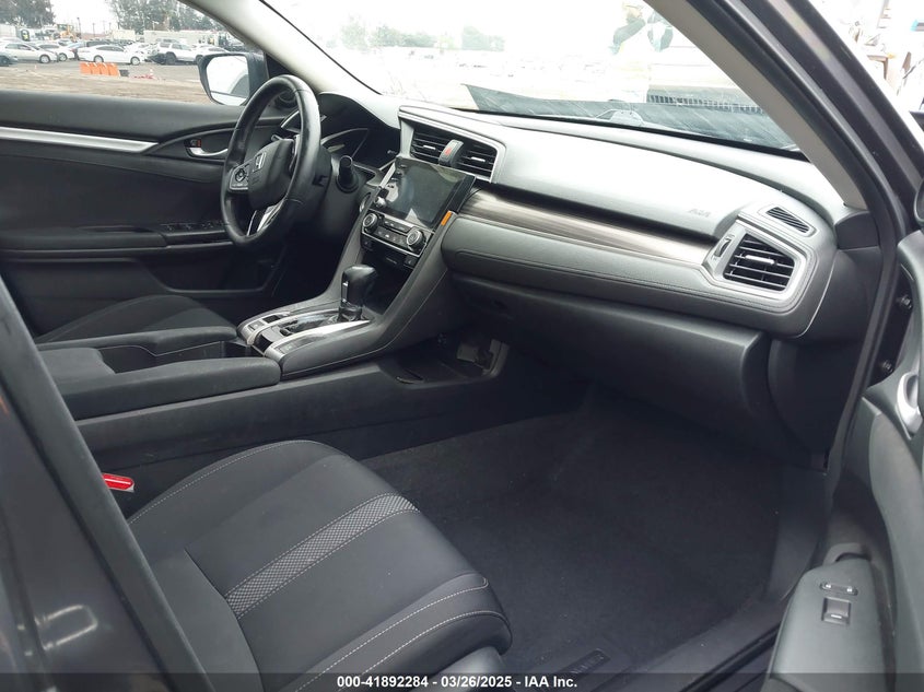 2019 HONDA CIVIC VIN: 19XFC1F38KE201910