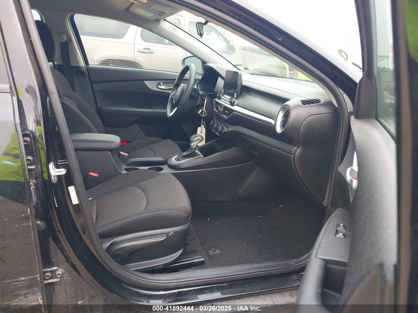 2023 KIA FORTE VIN: 3KPF24AD4PE612118