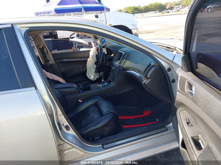 JNKCV61E99M300765 2009 INFINITI G photo no. 5