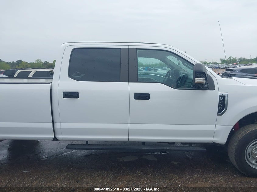 2017 Ford F-250 Xl VIN: 1FT7W2B62HEF11136 Lot: 41892510