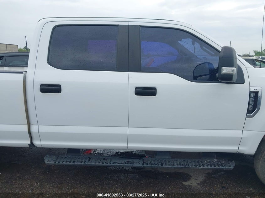 2017 Ford F-250 Xl VIN: 1FT7W2B64HEF13132 Lot: 41892553