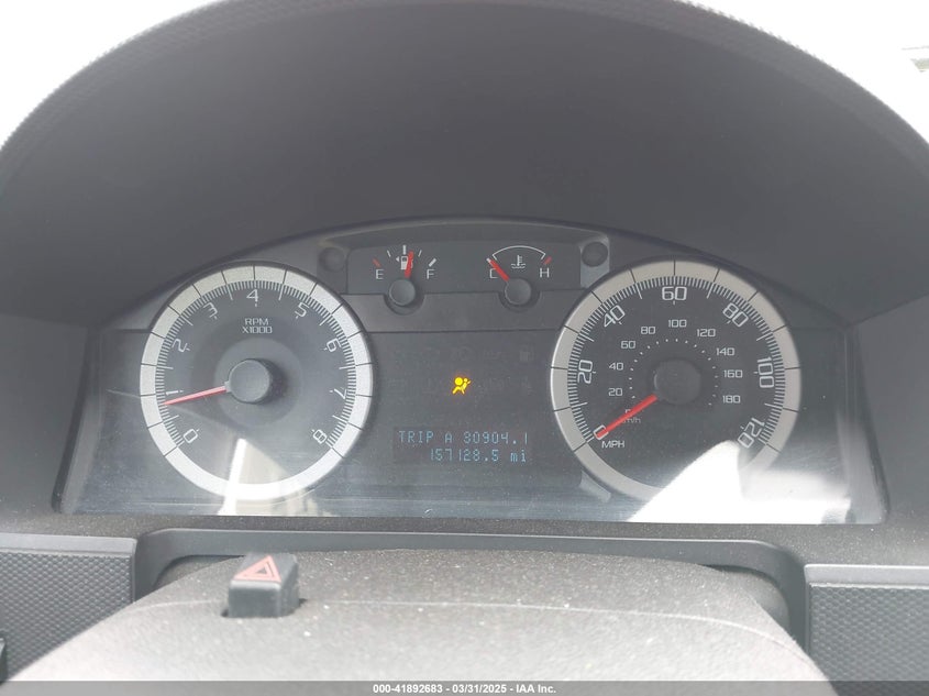 2008 FORD ESCAPE VIN: 1FMCU04118KB10328