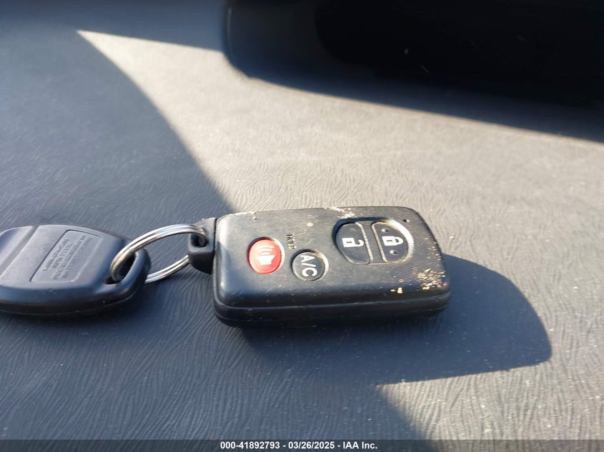 2011 TOYOTA PRIUS VIN: JTDKN3DU4B0277746